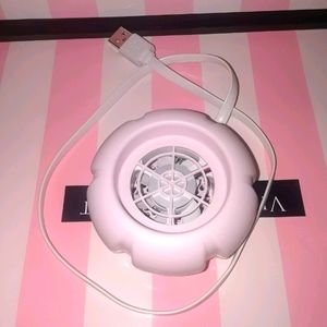 3/$25 BUNDLE ITEM Scentsy Mini Fan Diffuser